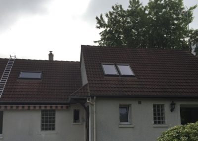 Photo d'une maison avec une ancienne façade.